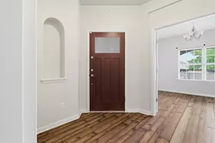 339 Sycamore St, Georgetown, TX 78633 - Photo 7