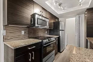 506 W San Antonio St, San Marcos, TX 78666 - Photo 7