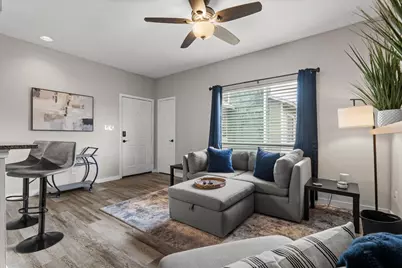 506 W San Antonio Street #205, San Marcos, TX 78666 - Photo 3