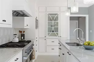 1810 W 35th St, Austin, TX 78703 - Photo 17