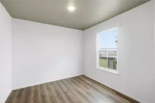 130 Gato Rd, Cedar Creek, TX 78612 - Photo 9