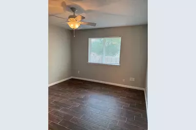 215 Greenlawn Boulevard, Round Rock, TX 78664 - Photo 13