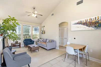 1601 Miriam Avenue #213, Austin, TX 78702 - Photo 5