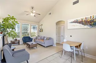 1601 Miriam Ave, Austin, TX 78702 - Photo 5