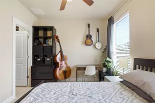 1601 Miriam Ave, Austin, TX 78702 - Photo 13