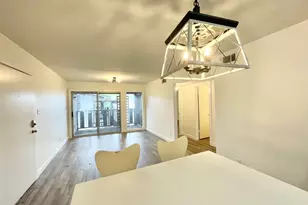 1304 Summit St, Austin, TX 78741 - Photo 9