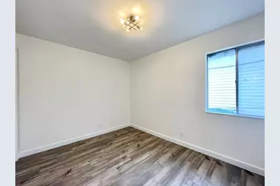 1304 Summit Street #202, Austin, TX 78741 - Photo 7