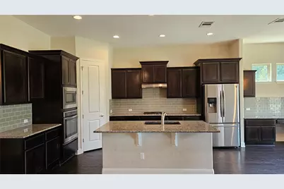 952 Wild Rose Drive, Austin, TX 78737 - Photo 7