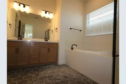 129 Bishop Wood Road, Dripping Springs, TX 78620 - Photo 7