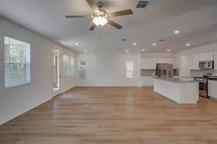 1109 Winnie Dr, Austin, TX 78748 - Photo 3