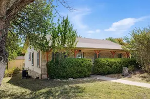 11540 Crumley Creek Rd, Jonestown, TX 78645 - Photo 1
