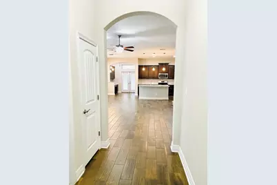 542 Bonnet Boulevard, Georgetown, TX 78628 - Photo 3