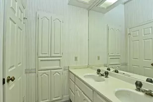 10215 River Plantation Dr, Austin, TX 78747 - Photo 31