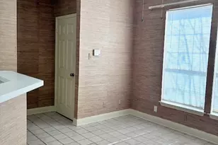 10215 River Plantation Dr, Austin, TX 78747 - Photo 11