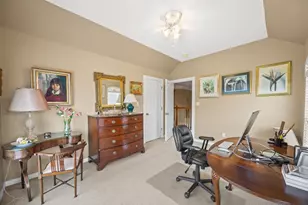 205 The Hills Dr, The Hills, TX 78738 - Photo 27