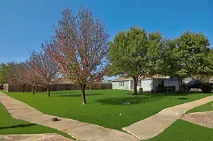 981 Shadow Creek Blvd, Buda, TX 78610 - Photo 3