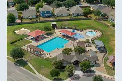 981 Shadow Creek Boulevard, Buda, TX 78610 - Photo 35