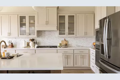 8504 Ambergill Court, Austin, TX 78744 - Photo 15
