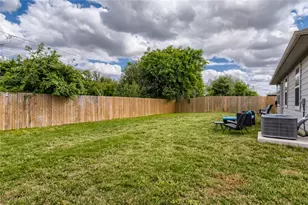 192 James Adkins Dr, Kyle, TX 78640 - Photo 27
