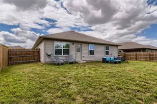 192 James Adkins Dr, Kyle, TX 78640 - Photo 25