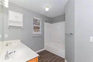 1000 Honeysuckle Dr, Leander, TX 78641 - Photo 23