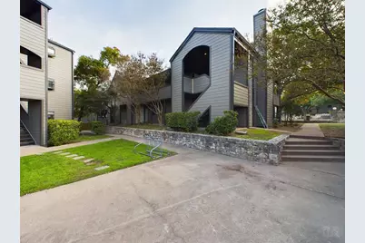 1510 W North Loop Boulevard #1037, Austin, TX 78756 - Photo 11