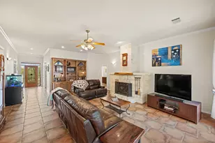 508 S Lariat Cir, Dripping Springs, TX 78620 - Photo 5
