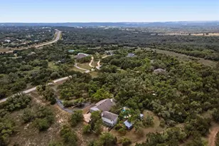 508 S Lariat Cir, Dripping Springs, TX 78620 - Photo 35