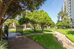 40 N Interstate Hwy 35, Austin, TX 78701 - Photo 29