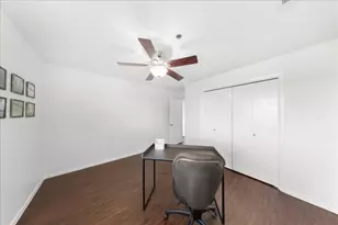 40 N Interstate Hwy 35, Austin, TX 78701 - Photo 17