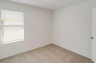 118 Schuenemann Wy, Uhland, TX 78640 - Photo 17