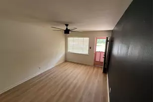 906 E 46th St, Austin, TX 78751 - Photo 3