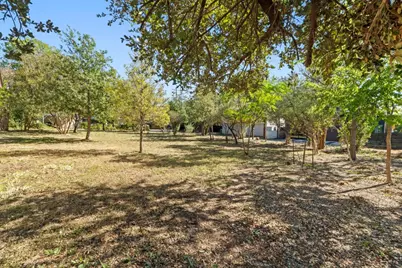 810 E 45th Street, Austin, TX 78751 - Photo 3