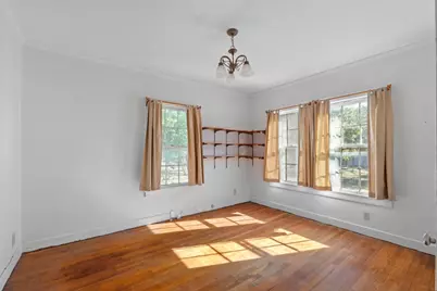 810 E 45th Street, Austin, TX 78751 - Photo 15