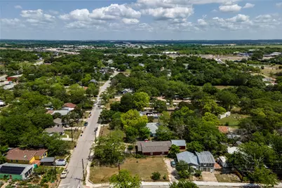 6402 Ponca Street, Austin, TX 78741 - Photo 9