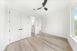 110 Diamond Head Dr, Bastrop, TX 78602 - Photo 31