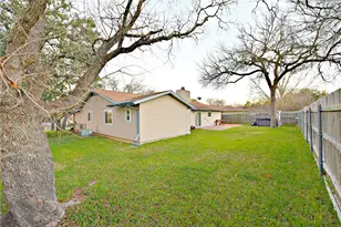 11028 Hard Rock Rd, Austin, TX 78750 - Photo 21