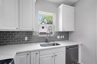 1102 Woodland Avenue #1, Austin, TX 78704 - Photo 9