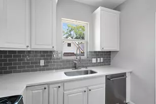 1102 Woodland Ave, Austin, TX 78704 - Photo 9