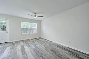 2320 Riddle Rd, Austin, TX 78748 - Photo 7