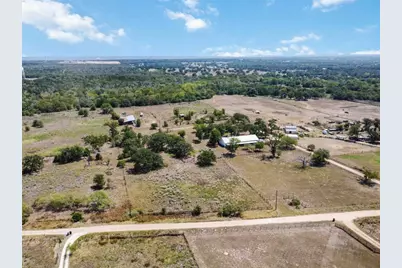 145 Three Oaks Lane, Bastrop, TX 78602 - Photo 33