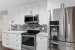 1701 Cedar Creek Cove, Round Rock, TX 78681 - Photo 13