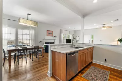 2101 W 10th Street, Austin, TX 78703 - Photo 9