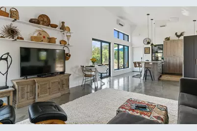 359 Big Bow, Smithville, TX 78957 - Photo 11