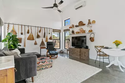 359 Big Bow, Smithville, TX 78957 - Photo 9