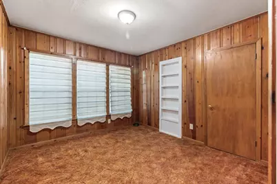 924 W Live Oak Street, Lockhart, TX 78644 - Photo 13