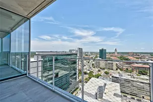 313 W 17th St, Austin, TX 78701 - Photo 13