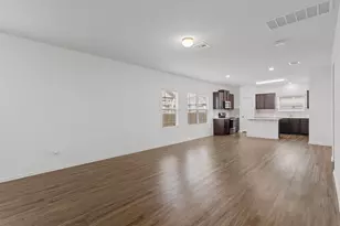117 Guardian Angel Ct, Jarrell, TX 76537 - Photo 7