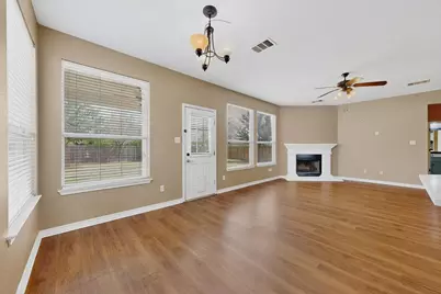 322 Lone Star Boulevard, Hutto, TX 78634 - Photo 3