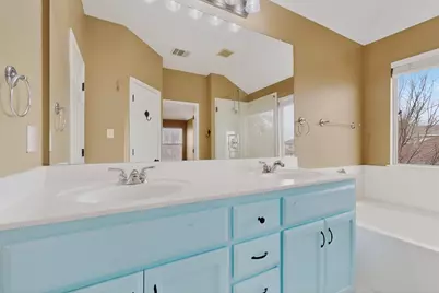 322 Lone Star Boulevard, Hutto, TX 78634 - Photo 21